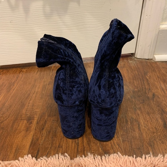 💙Velvet blue Booties 🌚 - Picture 2 of 4